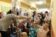 60490992_418273905391364_8026501295844098048_n