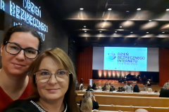 8c932c01-1897-4a6b-8670-51fdad4a08b3