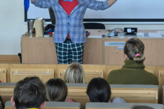 9fdedd73-d4e3-4040-b881-06d90a71514e