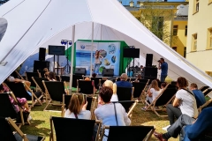 58114980_407948189757269_5423323382970056704_n