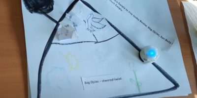 Ozobot pomaga podczas lekcji