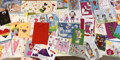 Wyniki konkursu plastycznego dla przedszkolaków – pt. „Laurka dla mamy”.